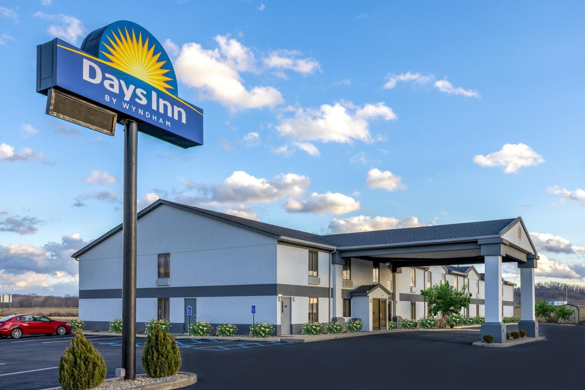 Days Inn By Wyndham Grayson Exterior photo